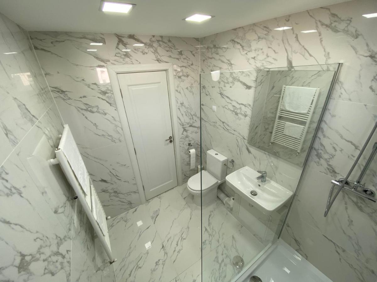 Concept Apartments 3 Camere Târgu-Mureş Buitenkant foto