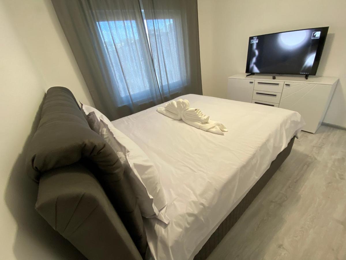 Concept Apartments 3 Camere Târgu-Mureş Buitenkant foto