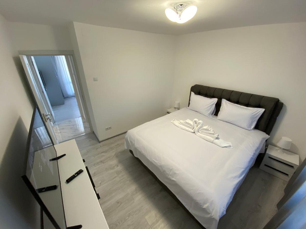 Concept Apartments 3 Camere Târgu-Mureş Buitenkant foto